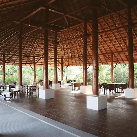 Sumba Nautil Resort Deke Bagian luar foto